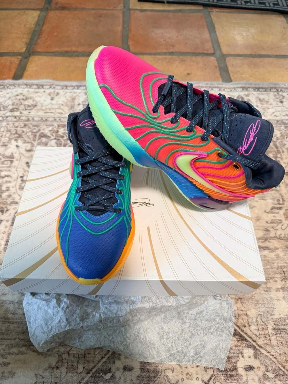 Nike LeBron XXI 'Optimism' multicolored size 8 M/9.5 W